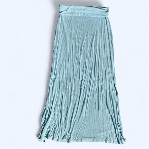 Light Blue Maxi Skirt with Side Slit - Picture 4 of 7